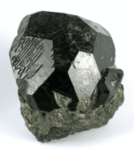 Spinel černý