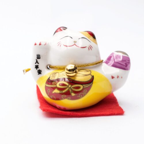 Maneki neko - mávající kočička - Kimia - feng shui
