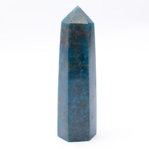 Apatit - obelisk - tromlovaný kámen APO14