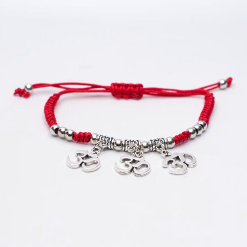 Óm - červený náramek se shamballa zapínáním