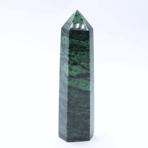 Rubín v zoisitu - obelisk - tromlovaný kámen RZ16