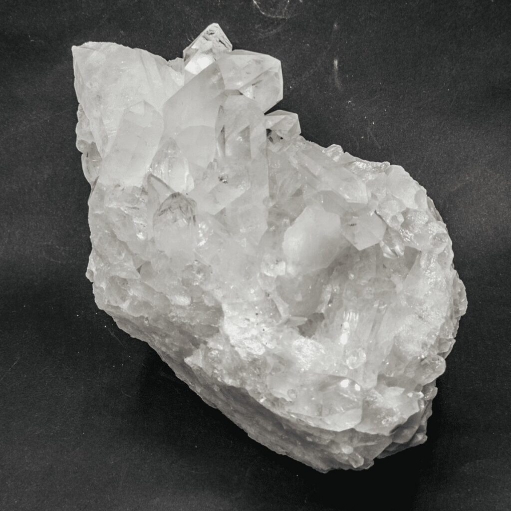 Křišťál - drúza K308