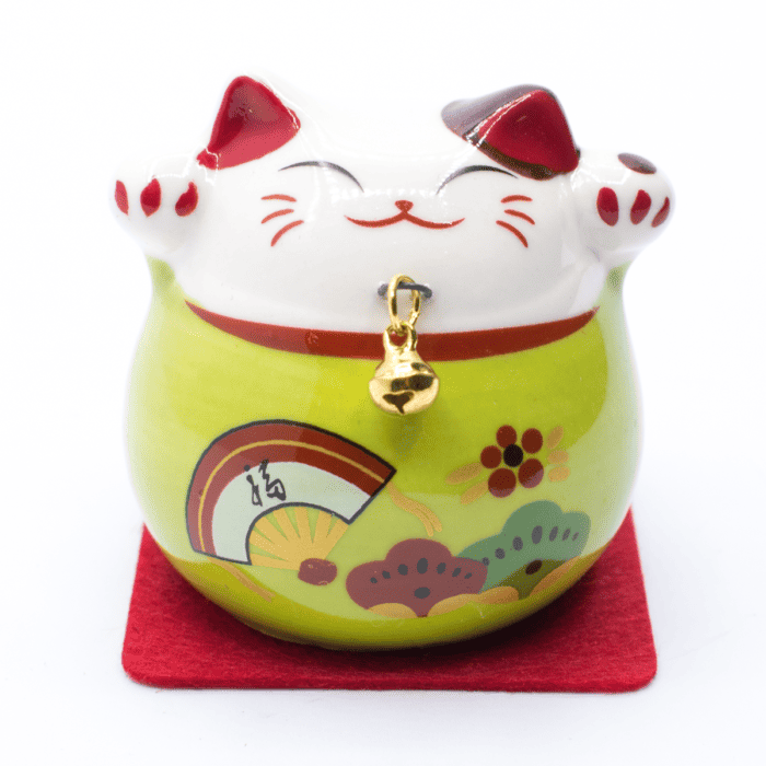 Maneki neko - mávající kočička - Botan - feng shui