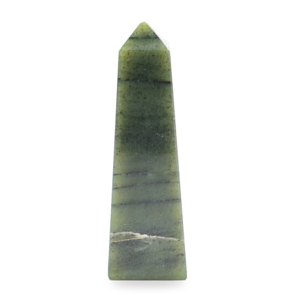 Jadeit - obelisk - tromlovaný kámen JD6