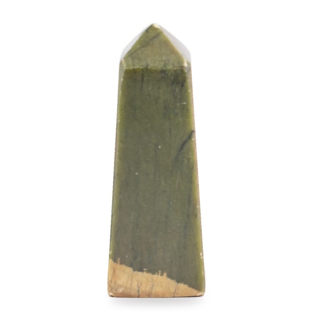 Jadeit - obelisk - tromlovaný kámen JD7