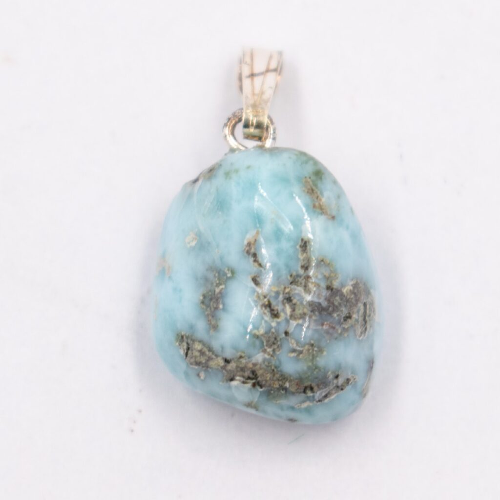 Larimar - tromlovaný kámen - stříbrný přívěsek LR198