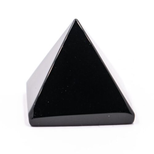 Obsidián černý - pyramida - tromlovaný kámen