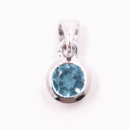 Topaz Londýnská modř (London blue) - stříbrný přívěsek CAB4