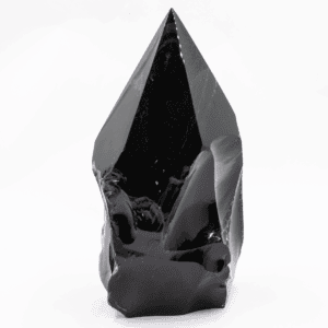 Obsidián černý - hrot - broušený kámen OBC39