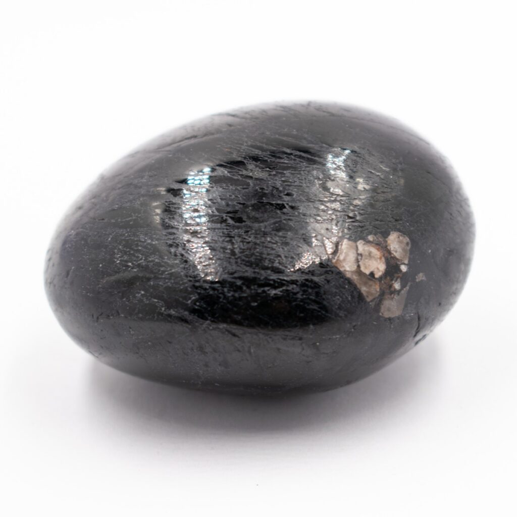 Turmalín černý (skoryl) - leštěný ovál TO42