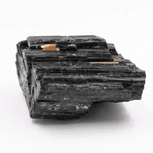 Turmalín černý (skoryl) - surový kámen SKV213