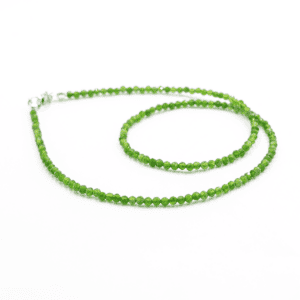 Diopsid - náhrdelník fazetovaný kulička