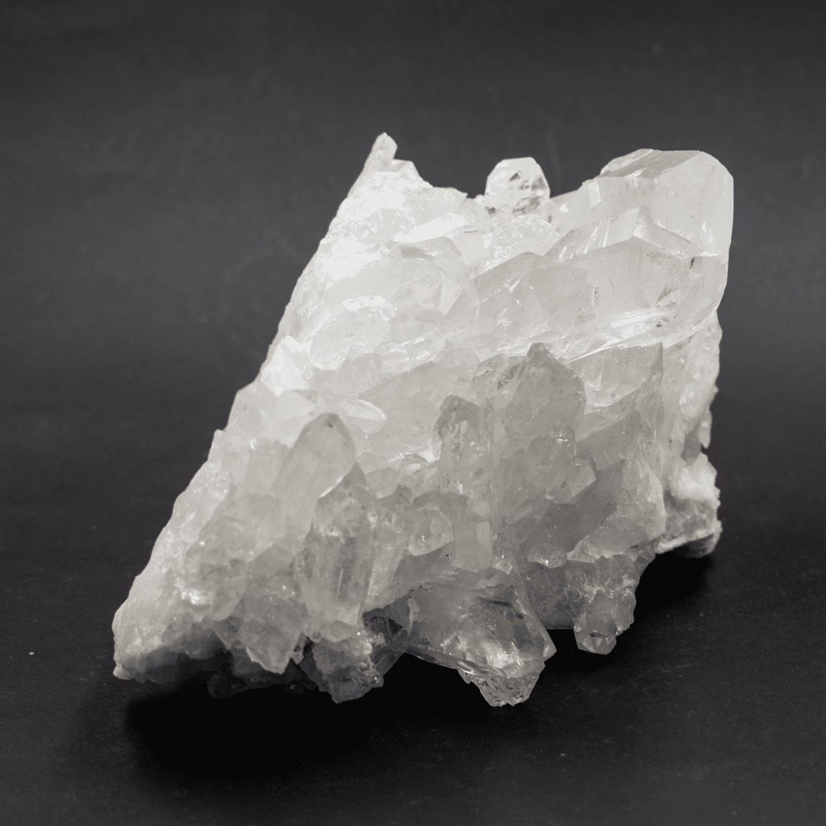 Křišťál - drúza K397