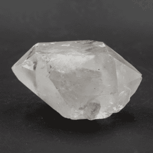 Křišťál - hrot - surový kámen K407