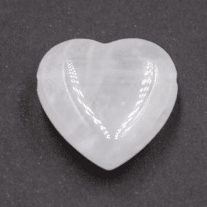 Růženín - srdce - tromlovaný kámen vrtaný - přívěsek - VADA VAD741