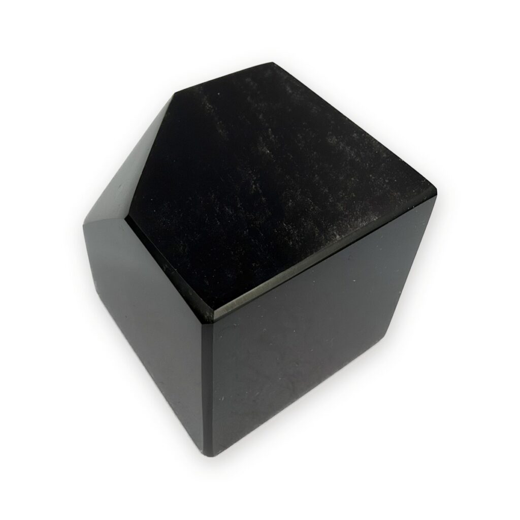 Obsidián černý - broušený kámen OBC42